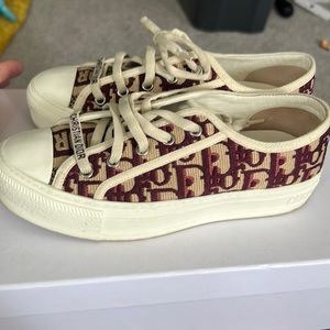 Dior sneakers color deep amaran